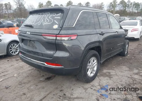 2024 Jeep Grand Cherokee Laredo 4X4 z USA, uszkodzony, nr VIN 1C4RJHAGXRC176984